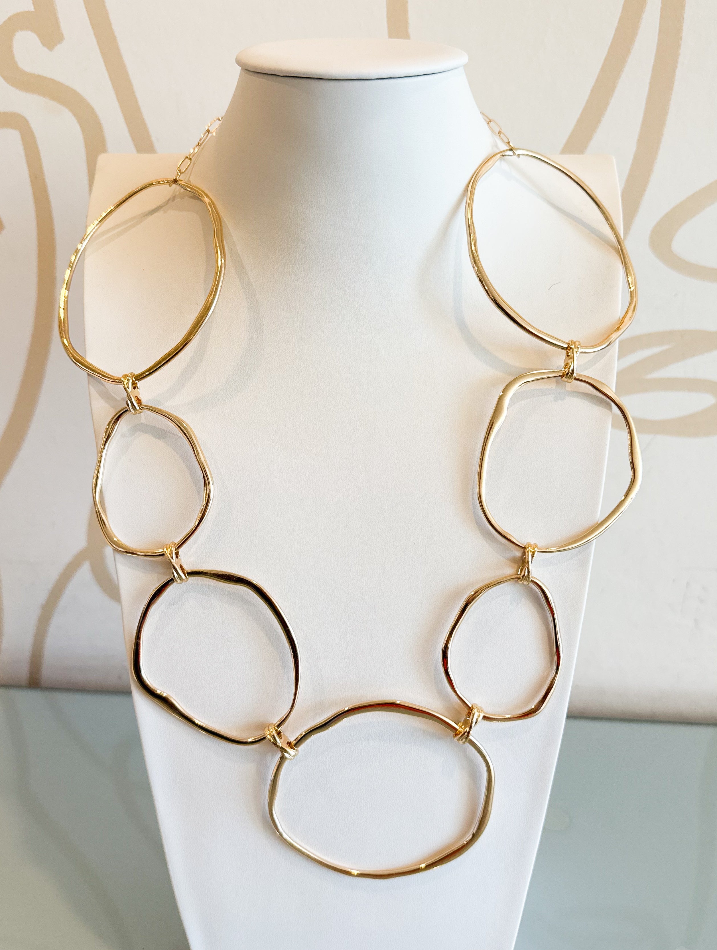 Geometric Oval Necklace