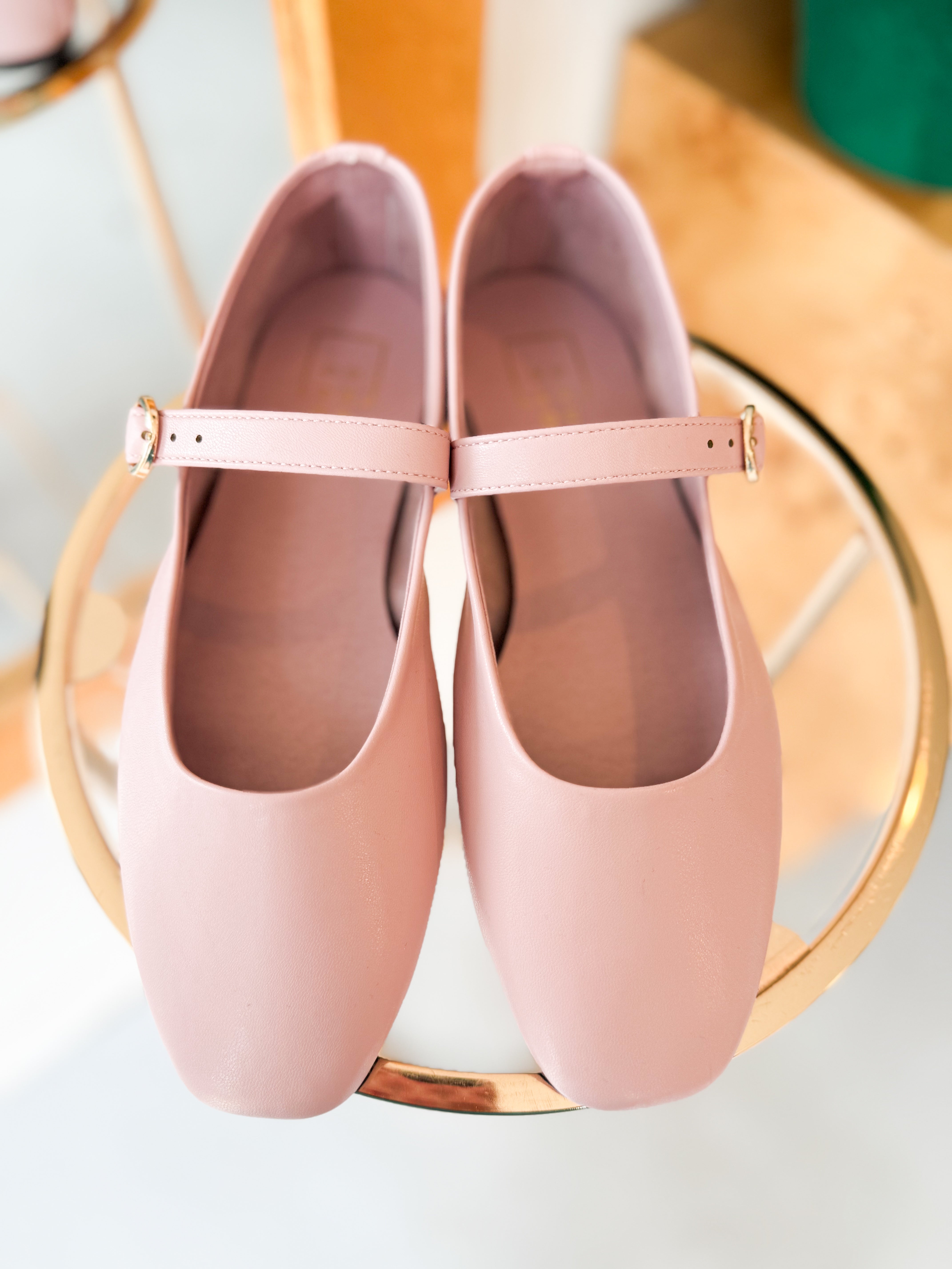 Rose Mary Jane Flat
