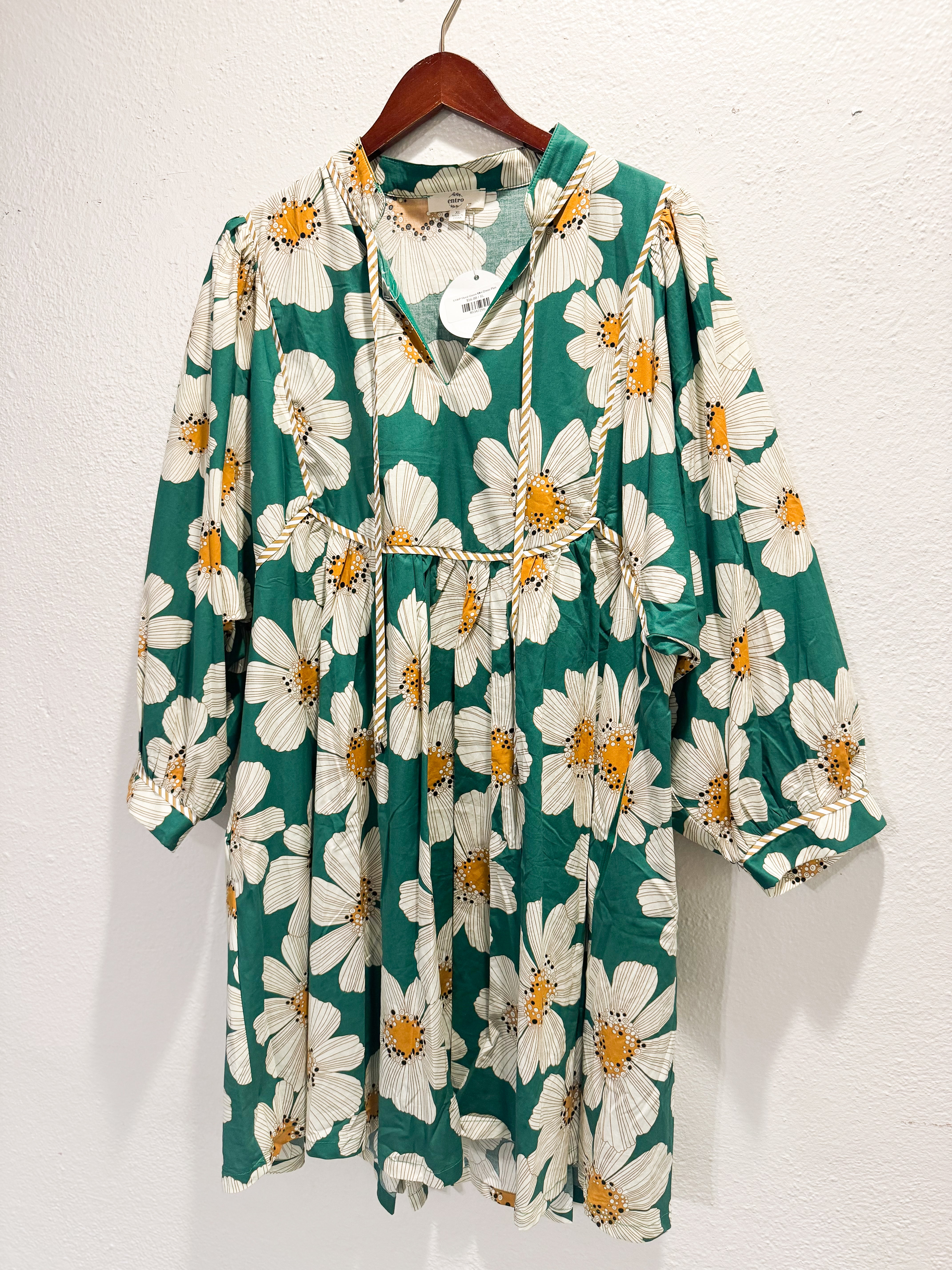 Plus Size Floral Green Mini Dress