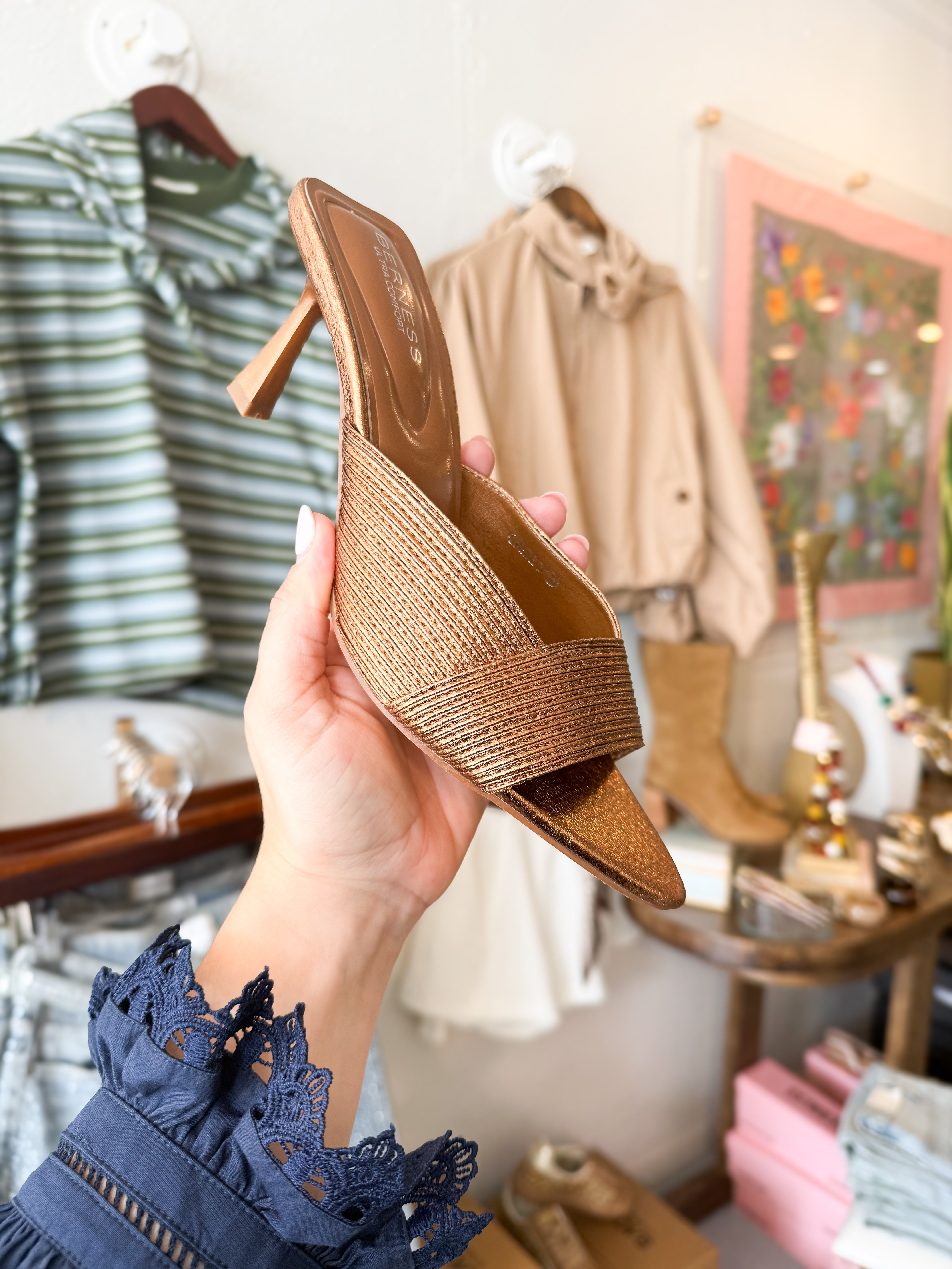 The Cameo Heel