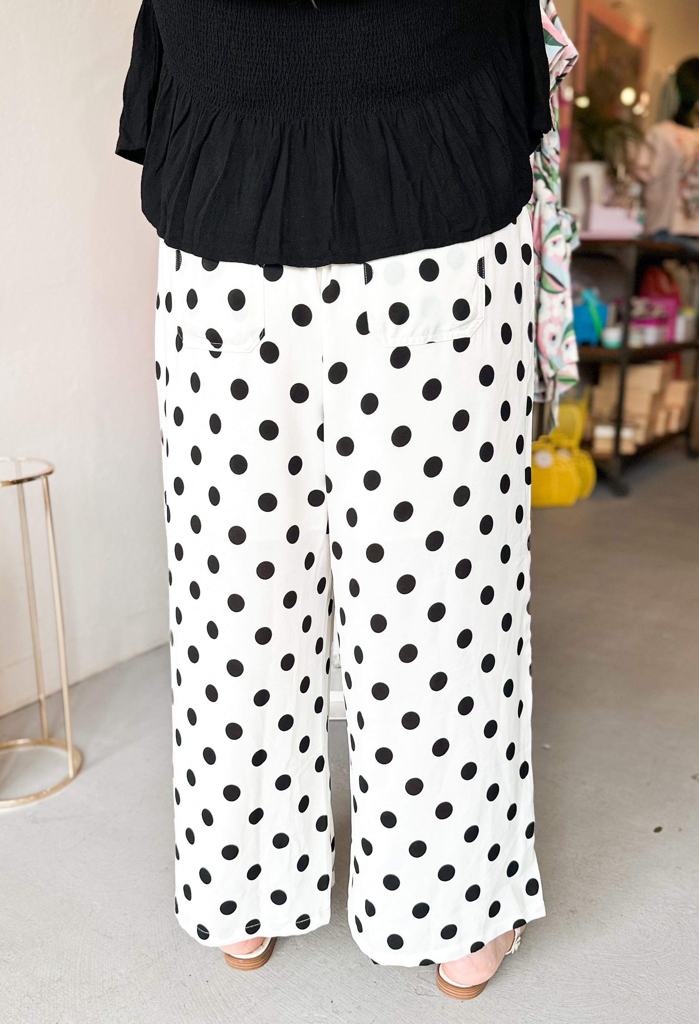 Plus Size Spotted in Soho Pant