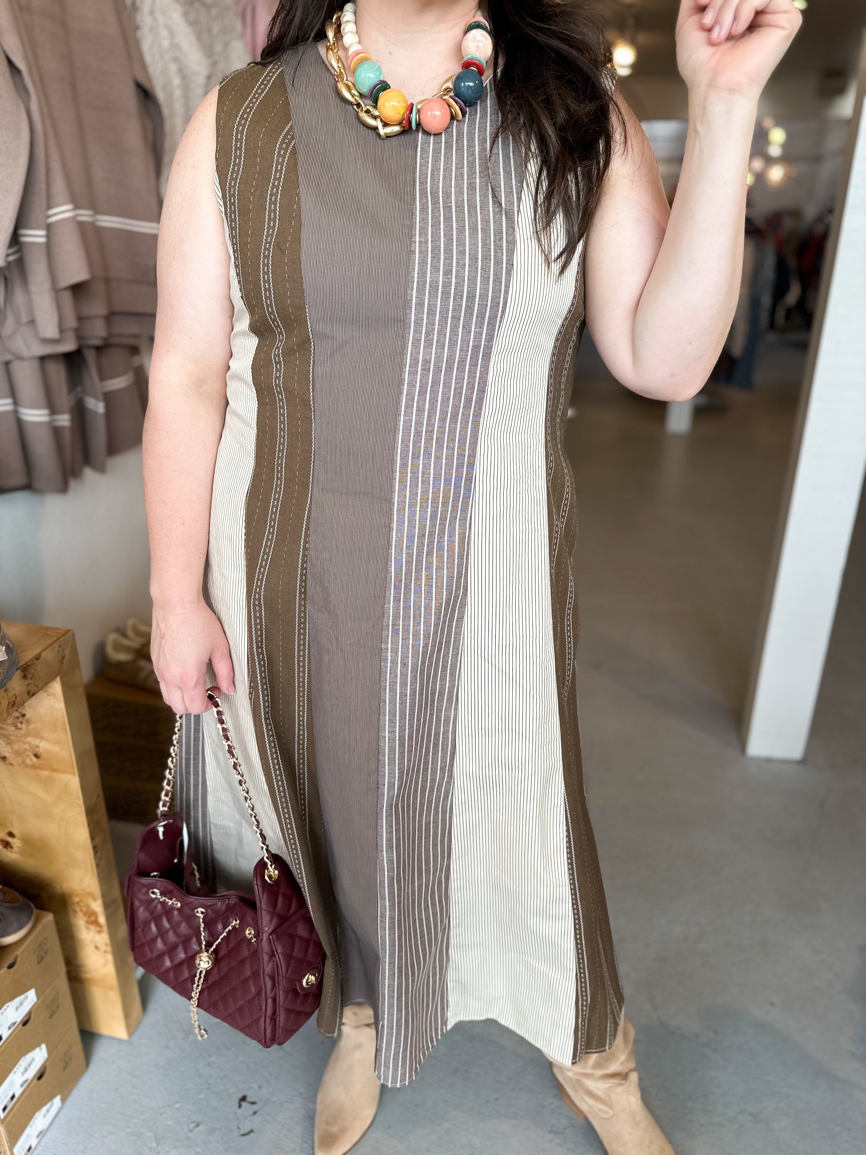 Plus Size Striped Sleeveless Midi Dress