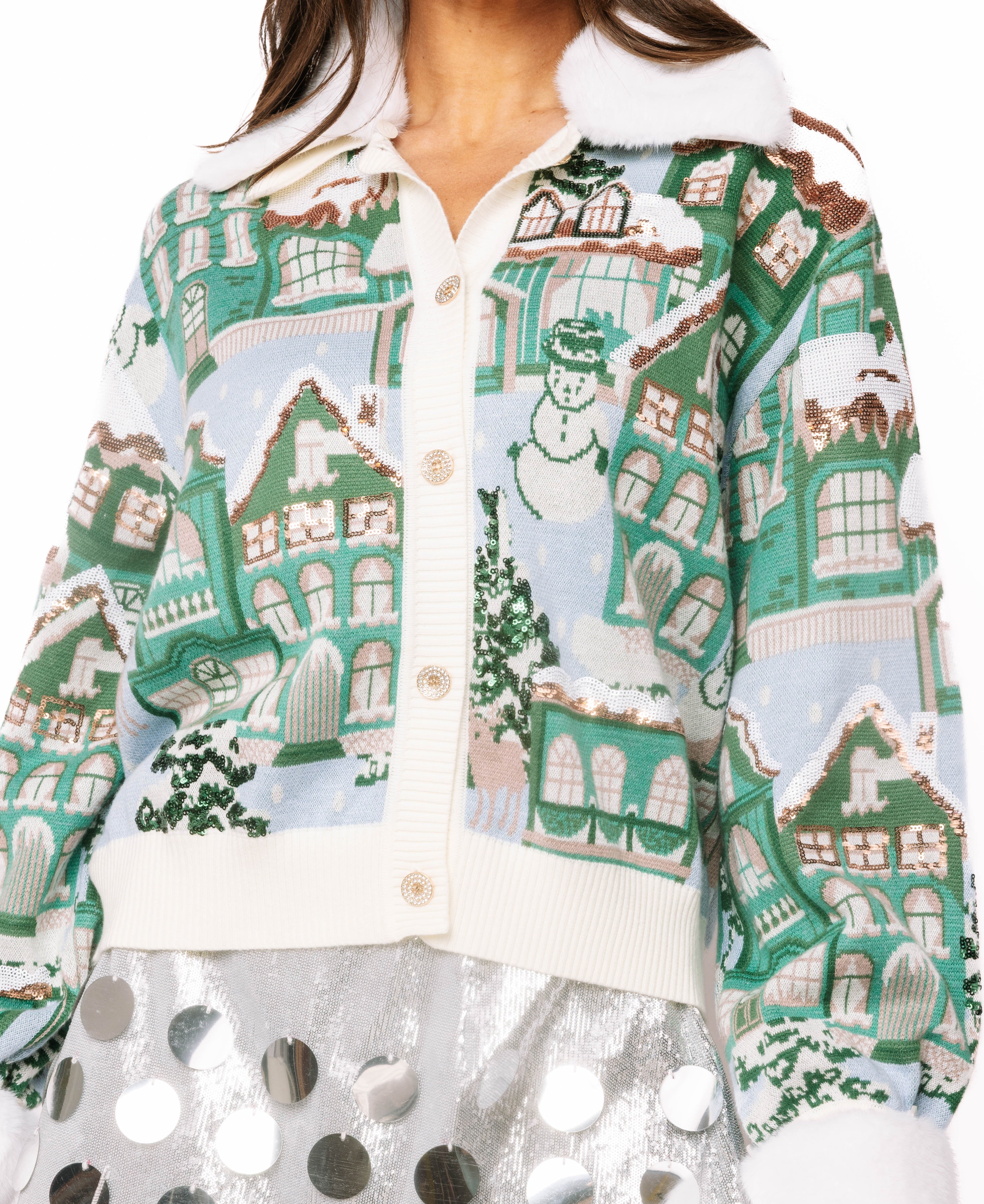(PRE-ORDER) Queen of Sparkles Snowy Village Fur Collar Cardigan