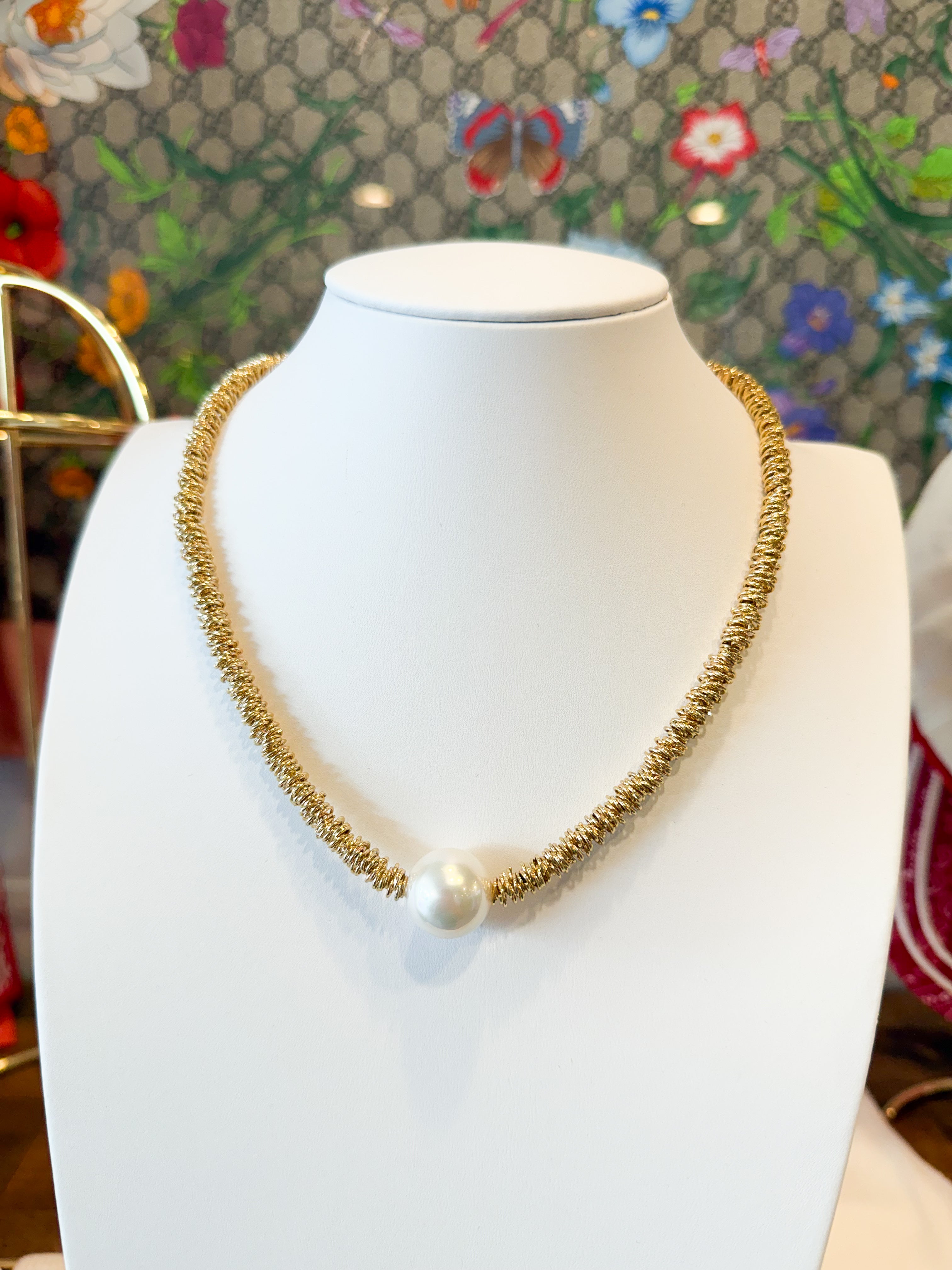 Treasure Jewels Pearl Pop Necklace