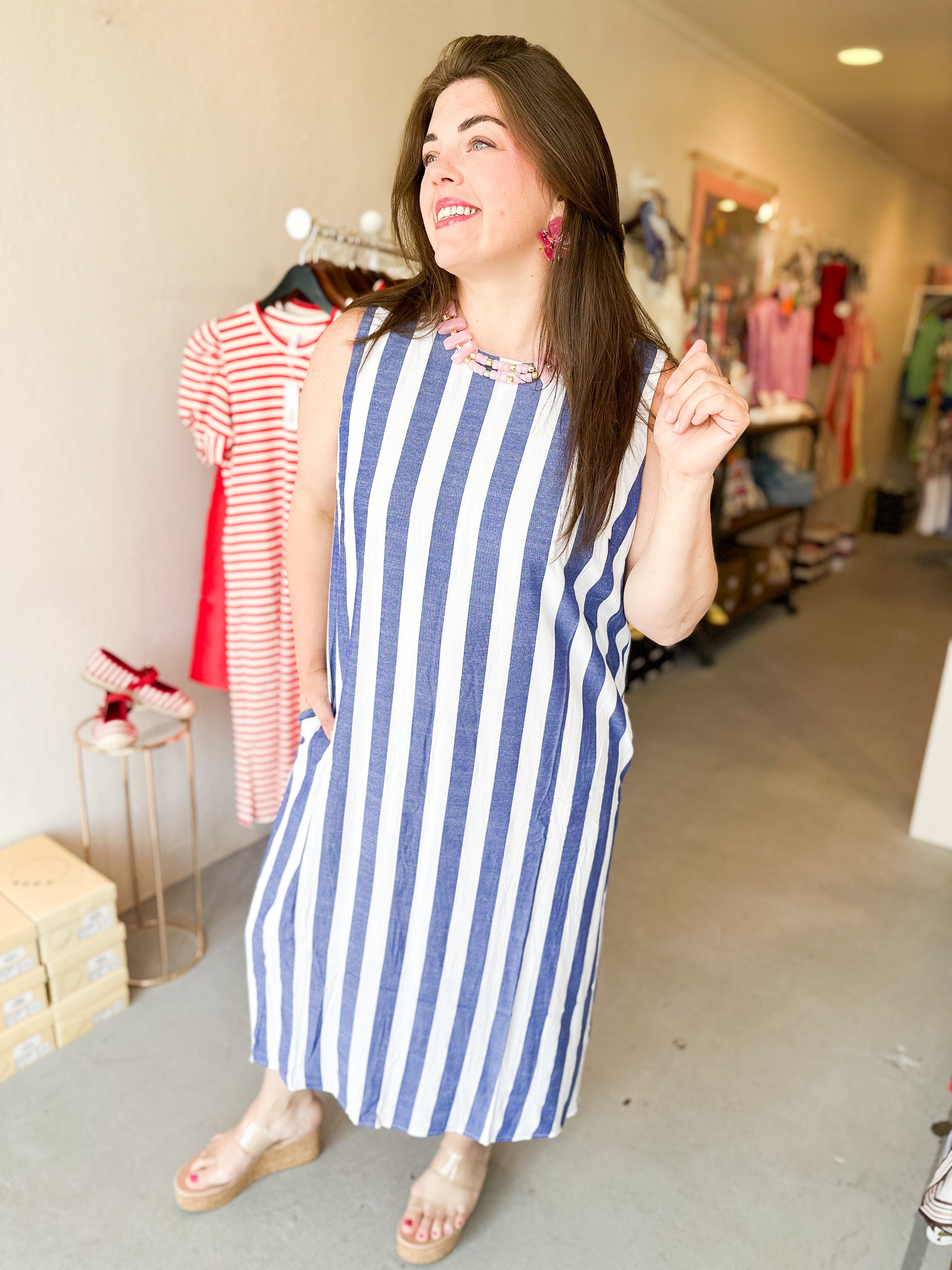 Plus Size Sleeveless Stripe Midi Dress