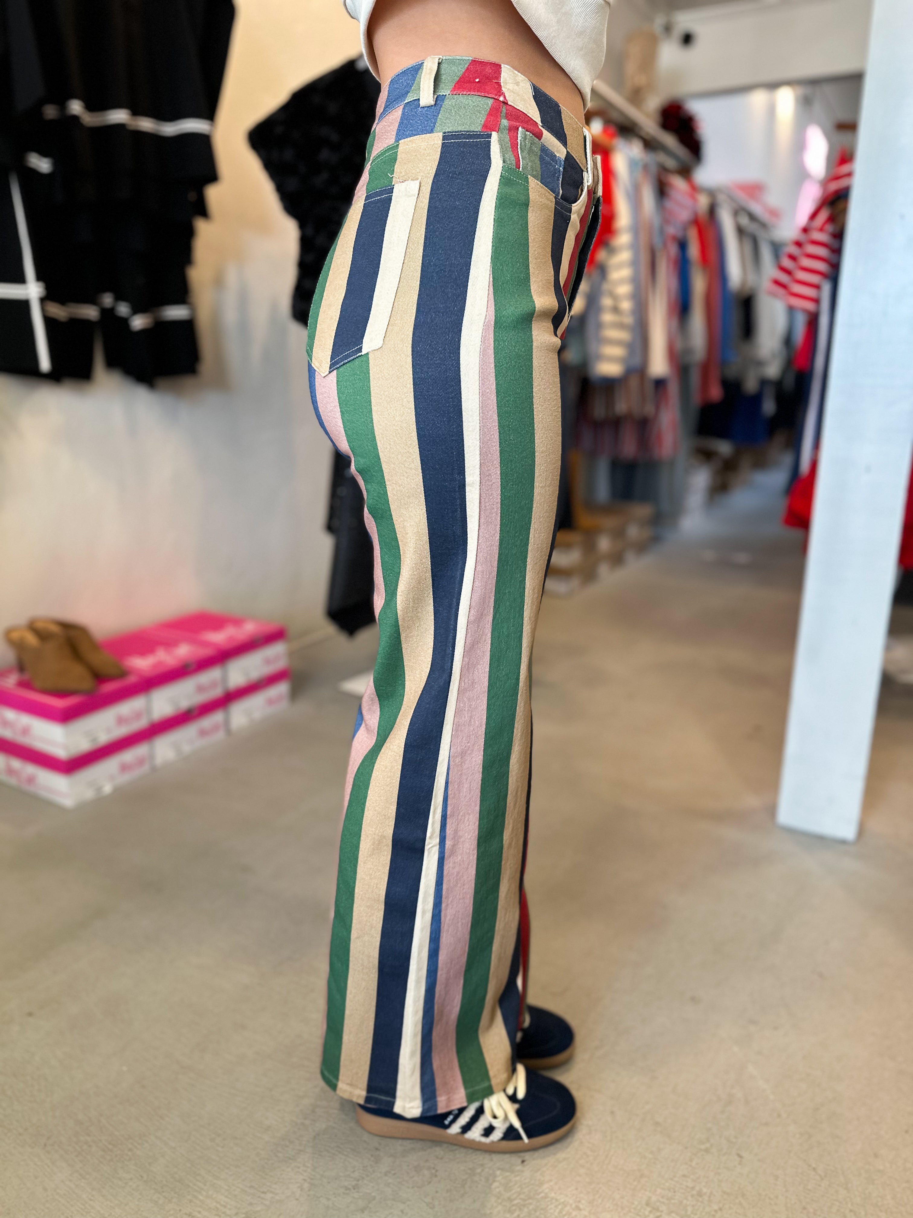 Retro Stripe Wide Leg Pant