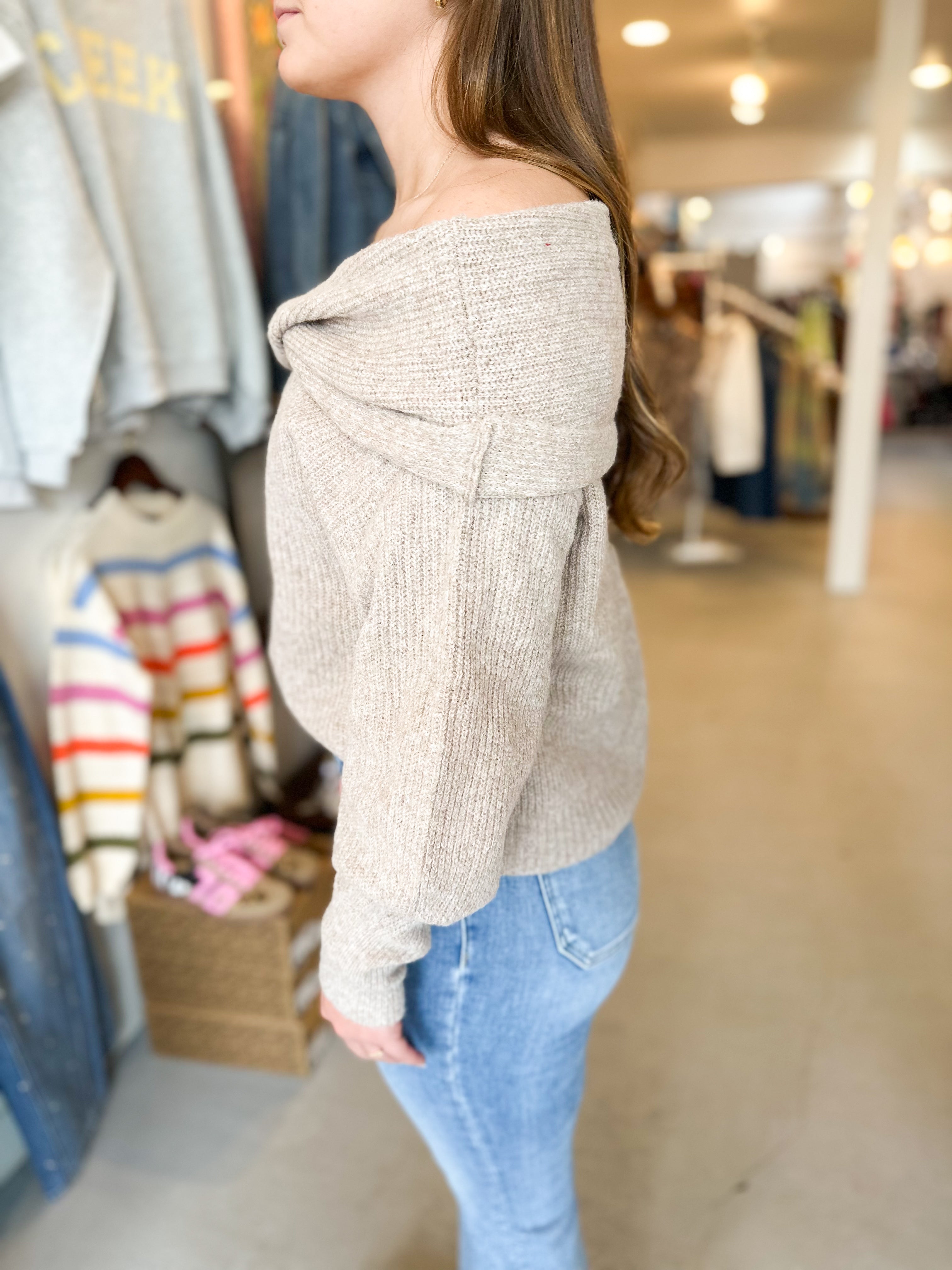 Front Twist Knit Sweater