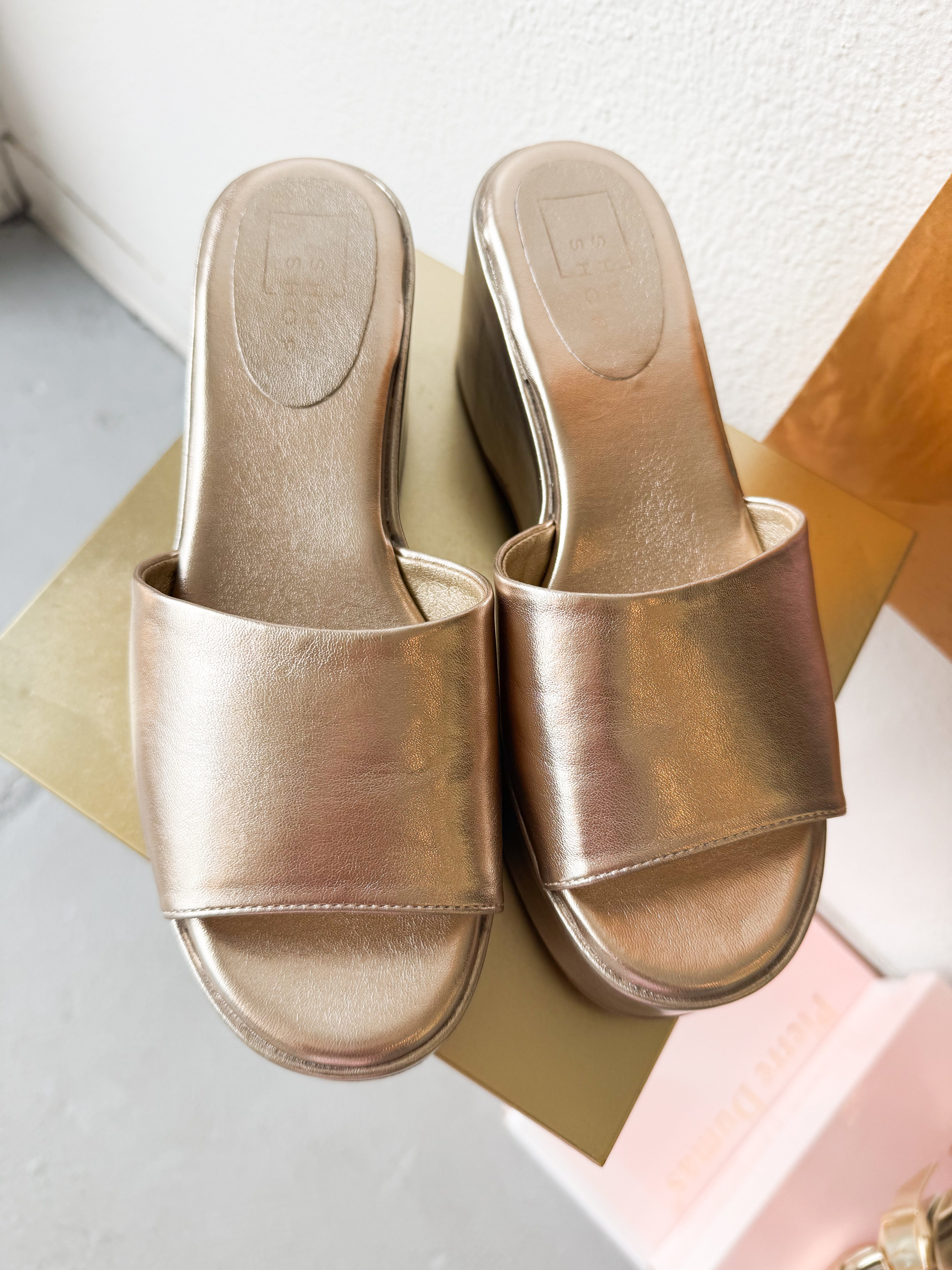 Ivy Gold Platform Slide