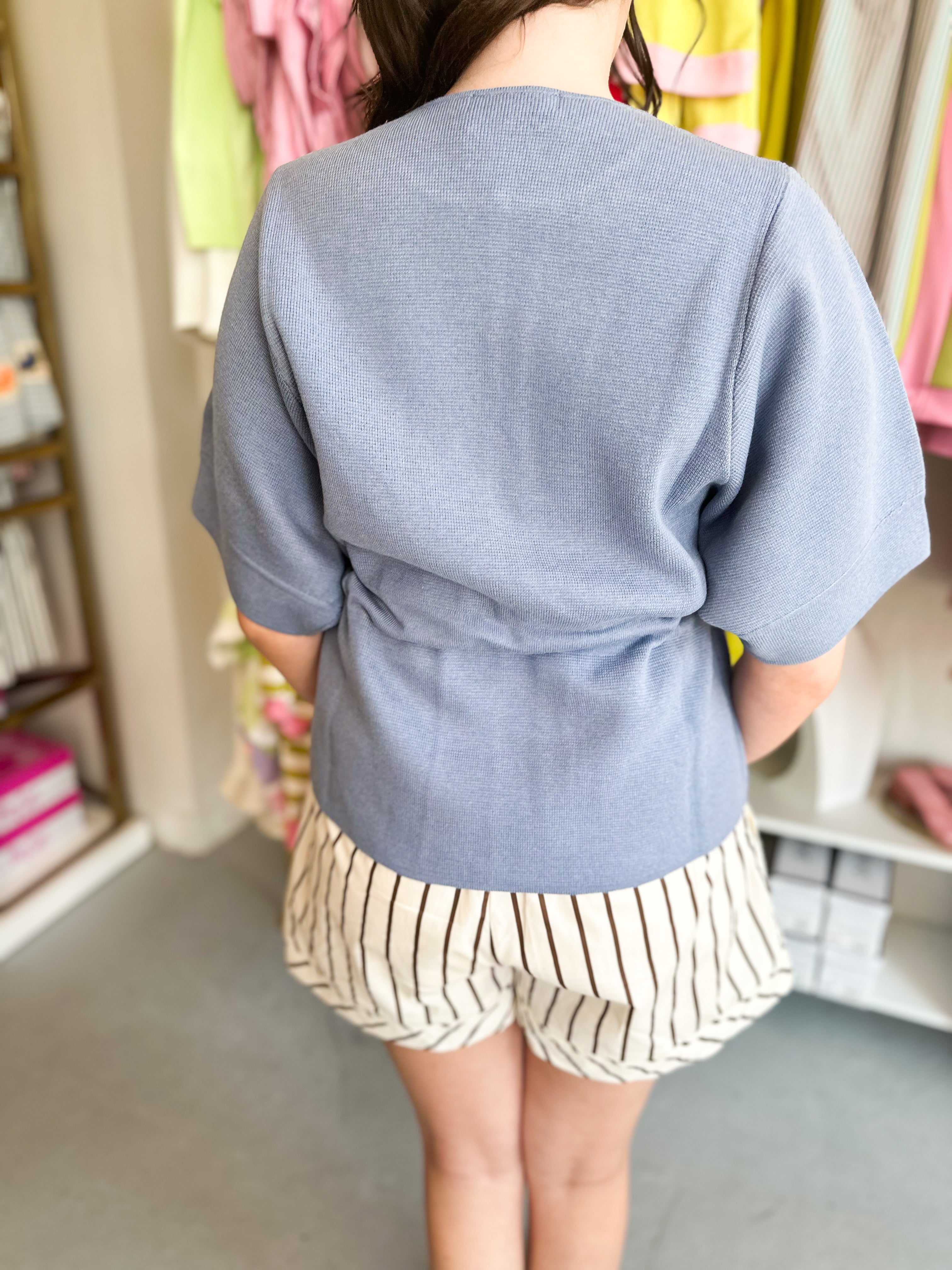 Quarter Sleeve Knit Belted Top