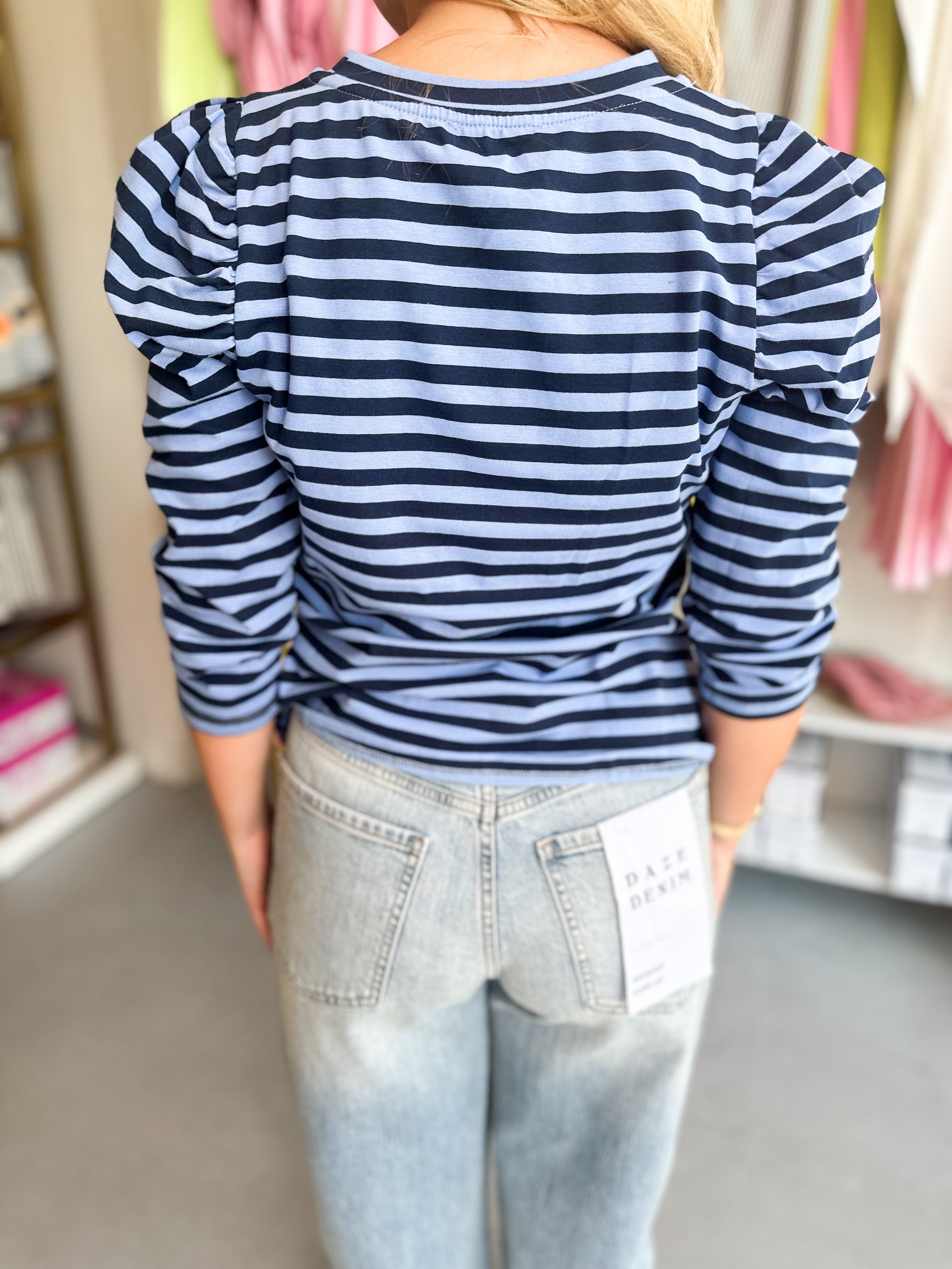 Slim Fit Puff Sleeve Top
