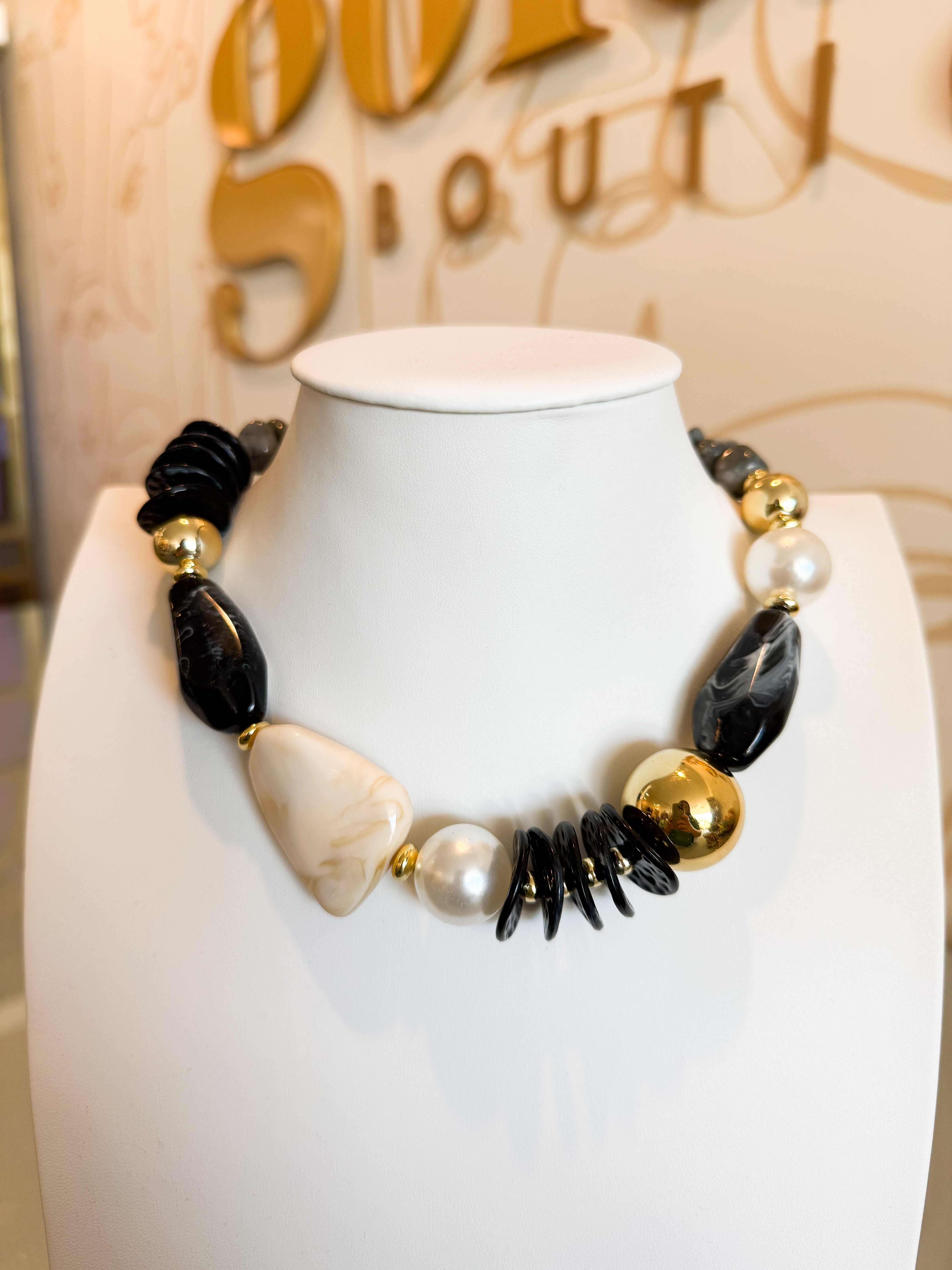 Treasure Jewels Midnight Pearl Necklace