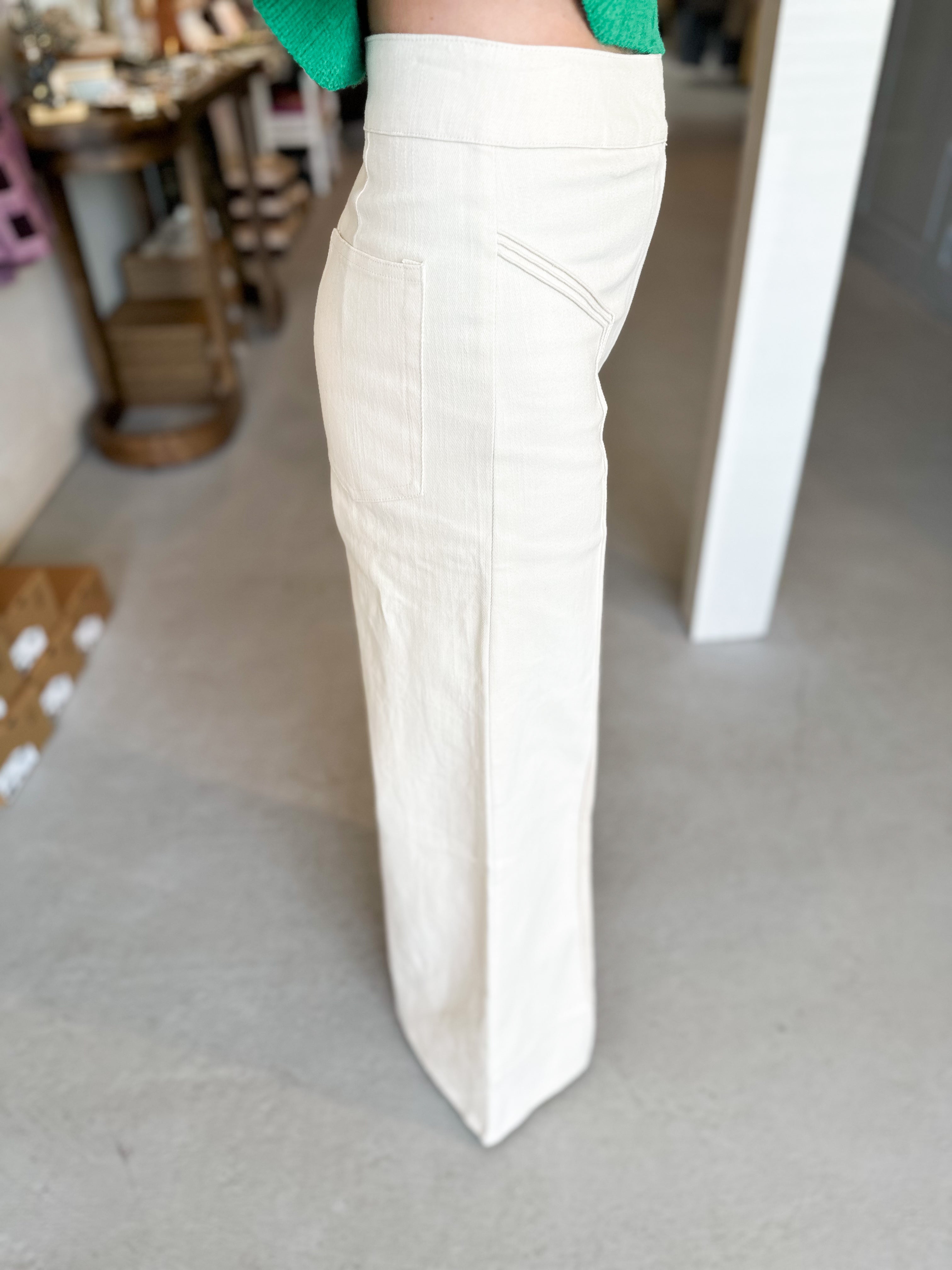 Vertical Seam High Waisted Flare Pant