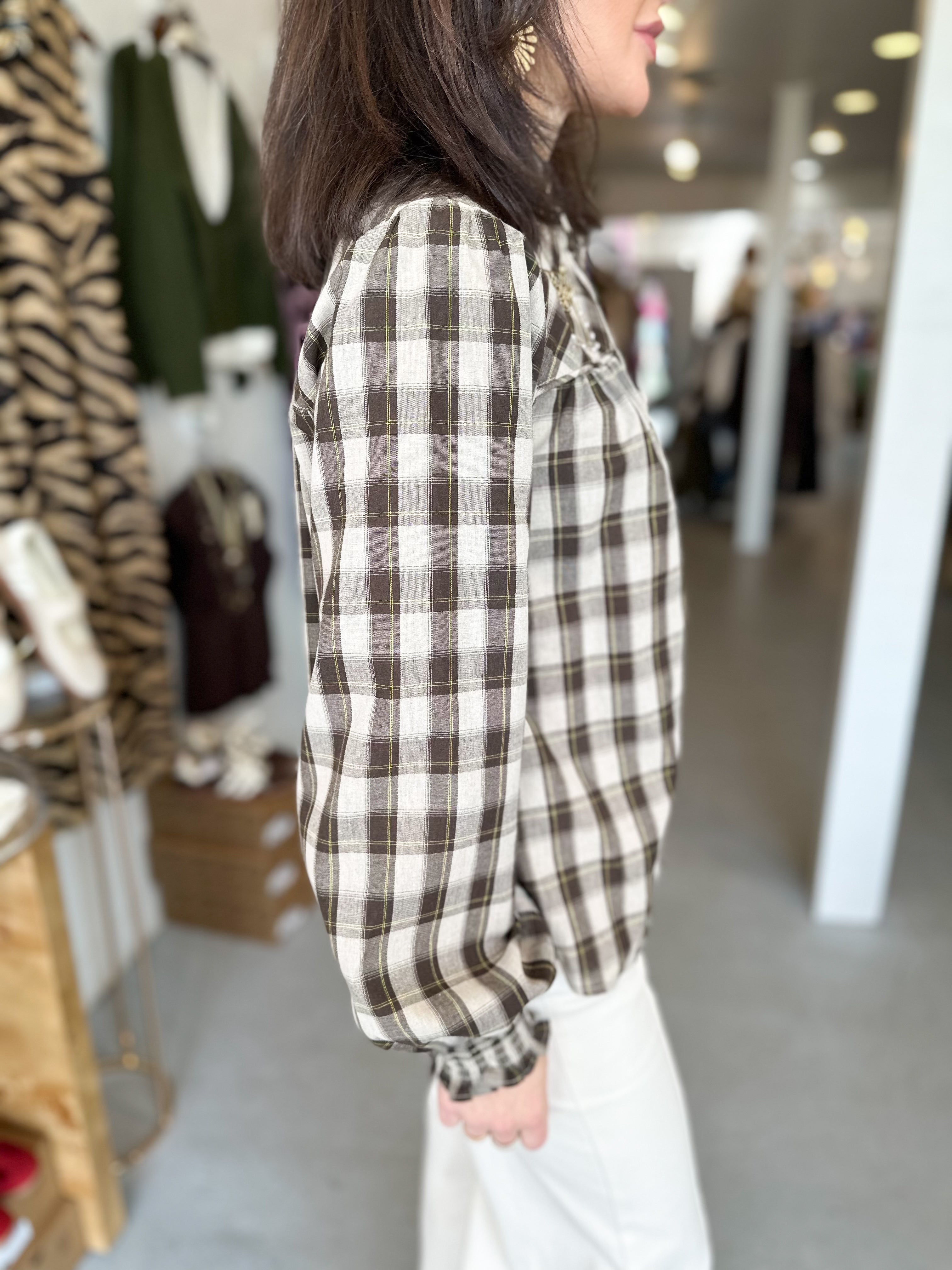 Plaid Ruffled Collar Blouse