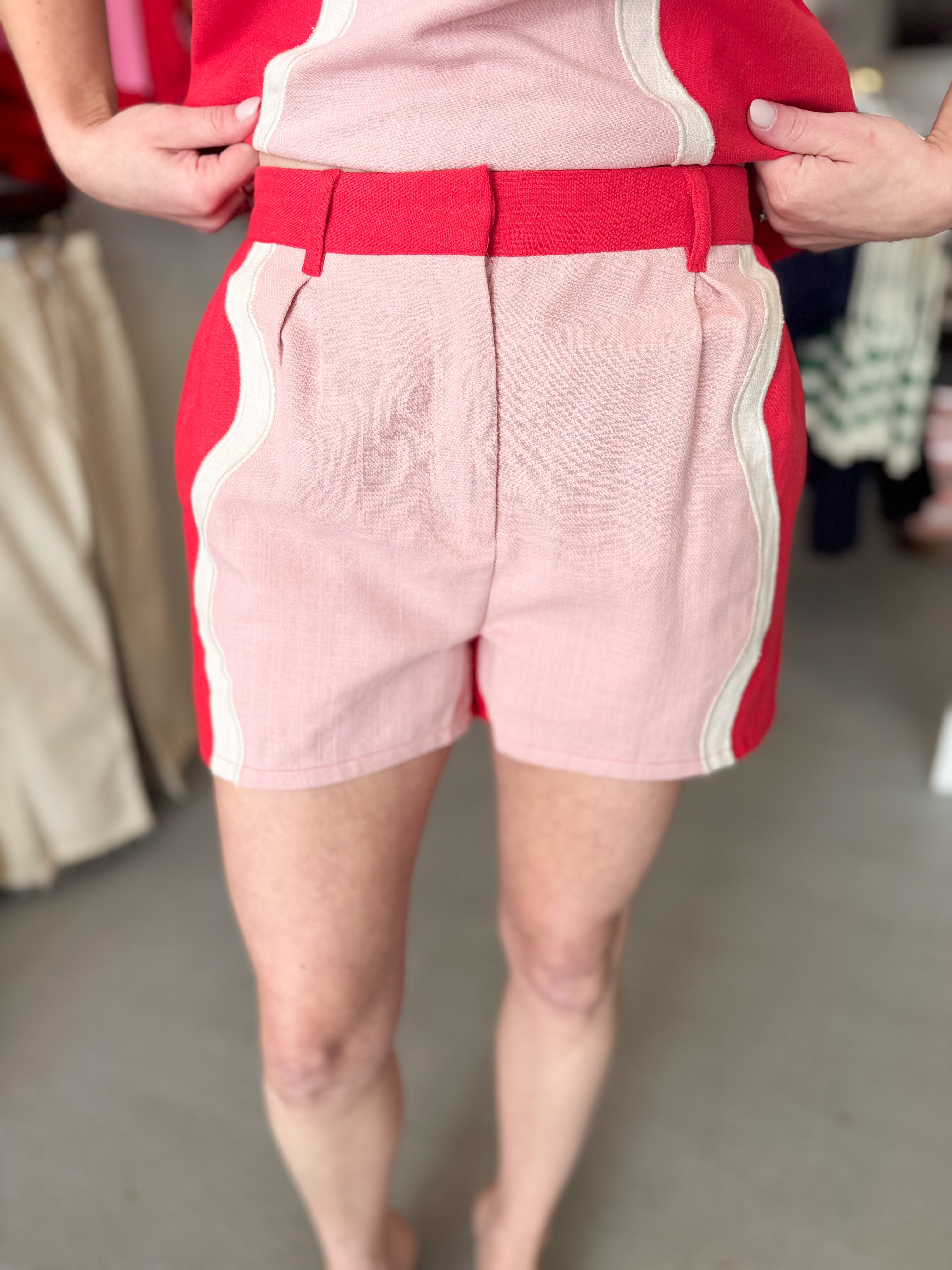 Wavy Colorblock Short