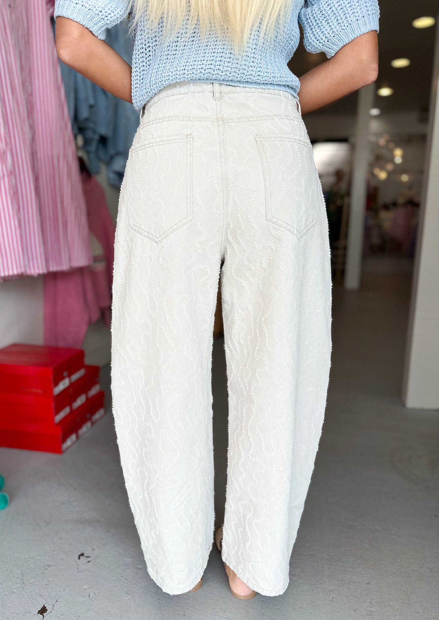 Frayed Line Barrel Pants