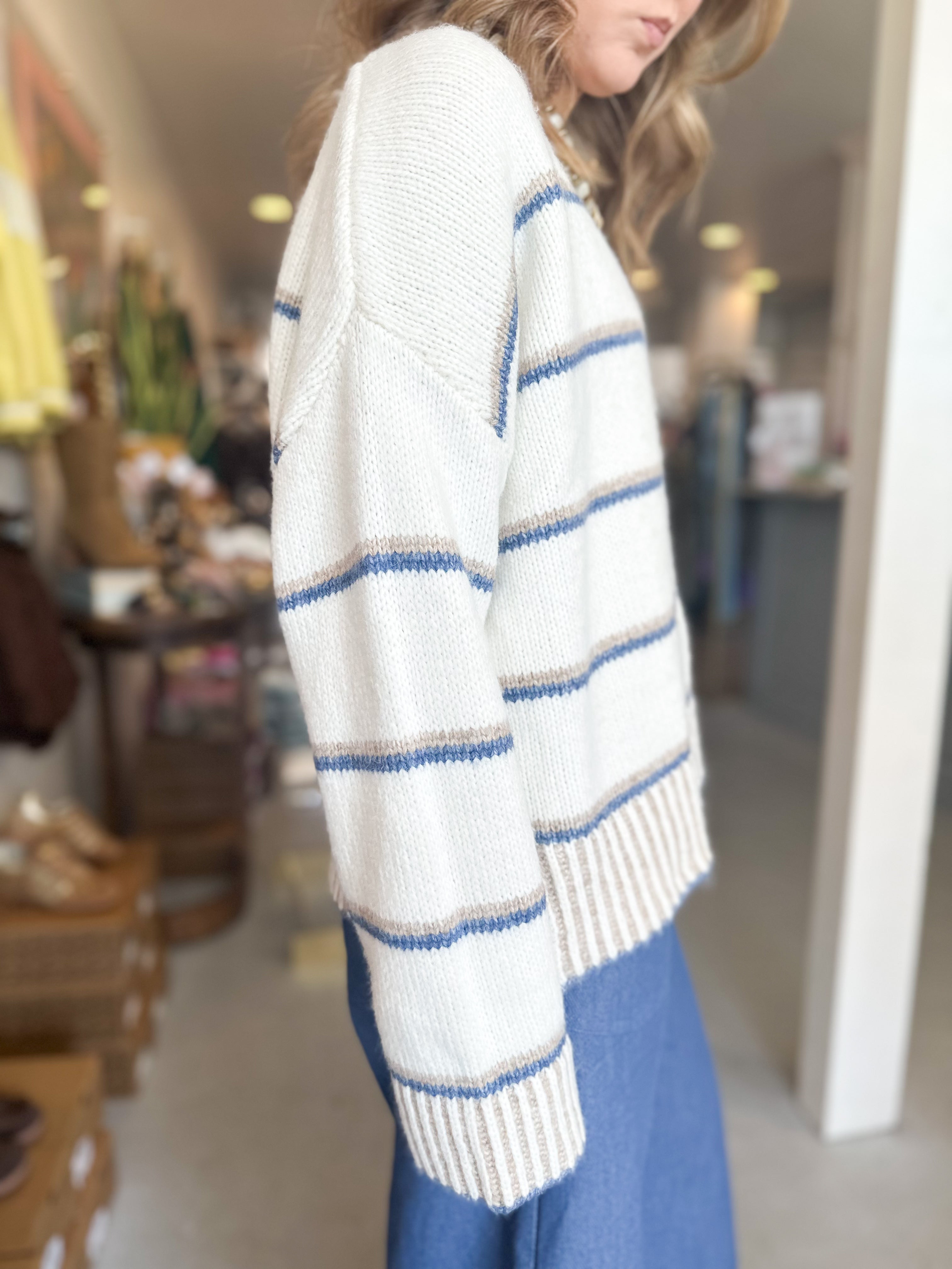 Round Neck Stripe Sweater
